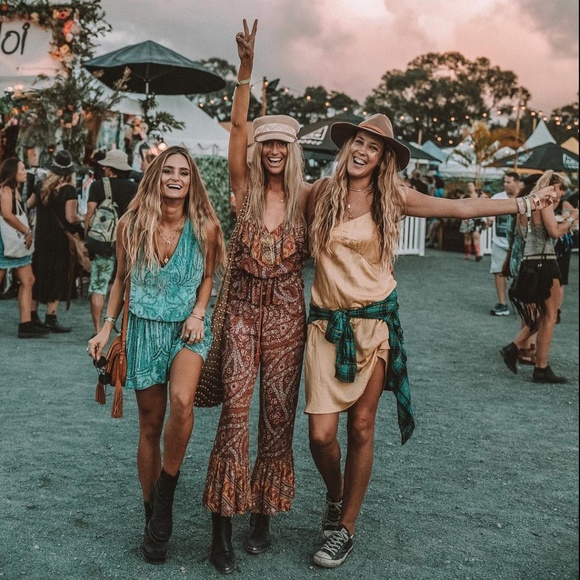 Complete Spell and the Gypsy Set - Tank and Pants - Picture 6 of 8